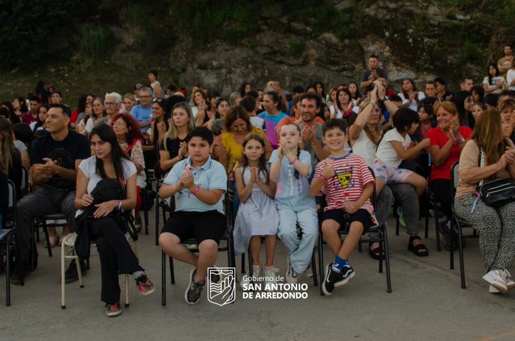 Cierre-de-Talleres-2024-9.jpeg