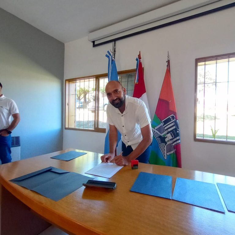 WhatsApp Image 2025-12-18 at 09.32.23